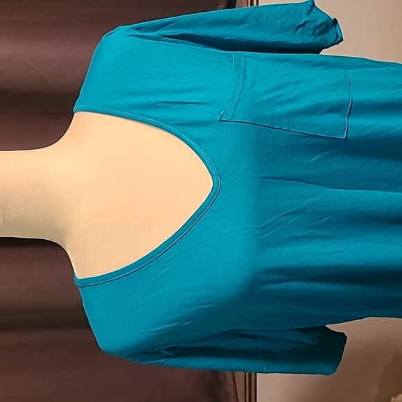 Allwgrace NWT Teal V-Neck Women's Top - 1X - Picture 3 of 9